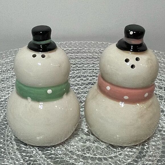 Johanna Parker Snowman Salt & Pepper Shakers NWT - Picture 3 of 7